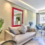 Gorgeous Studio In Sea Point
